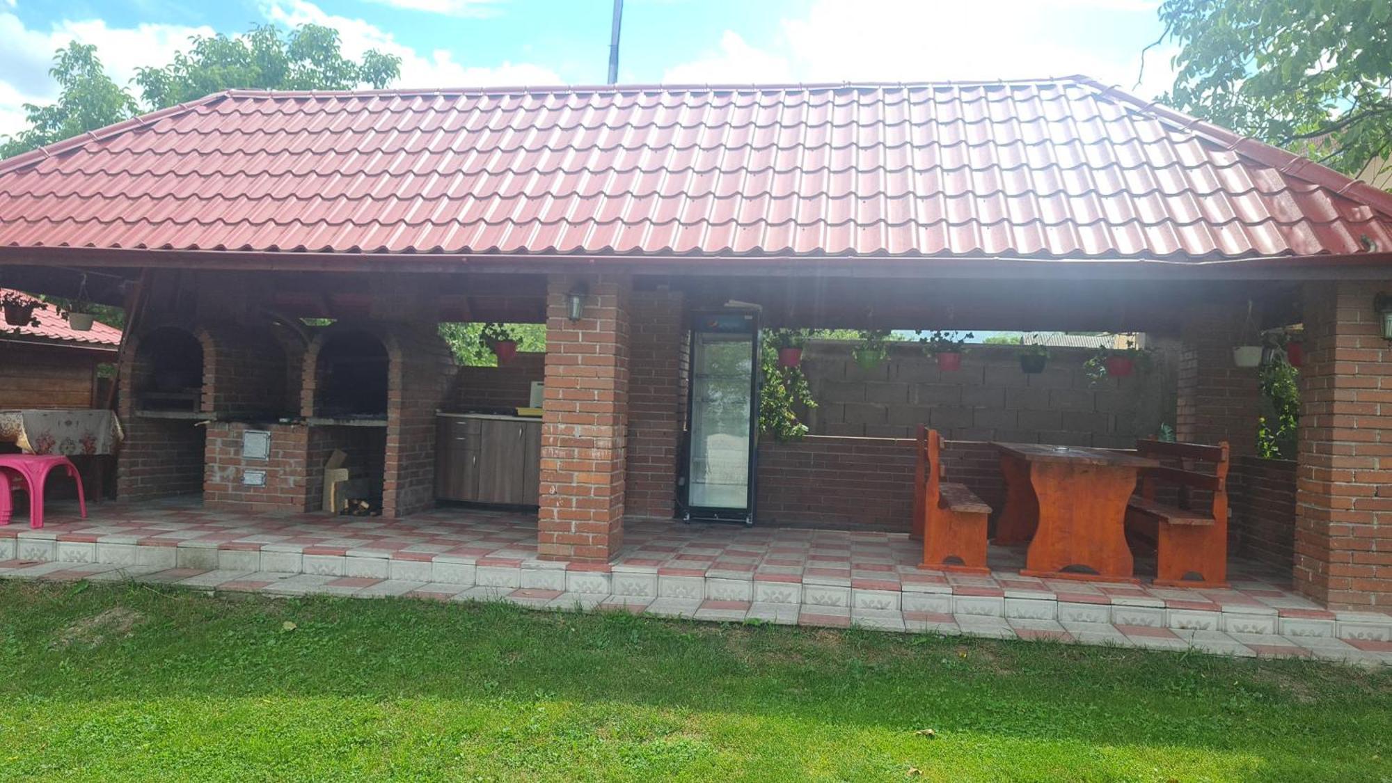 Lodge Cabanutele Din Lemn