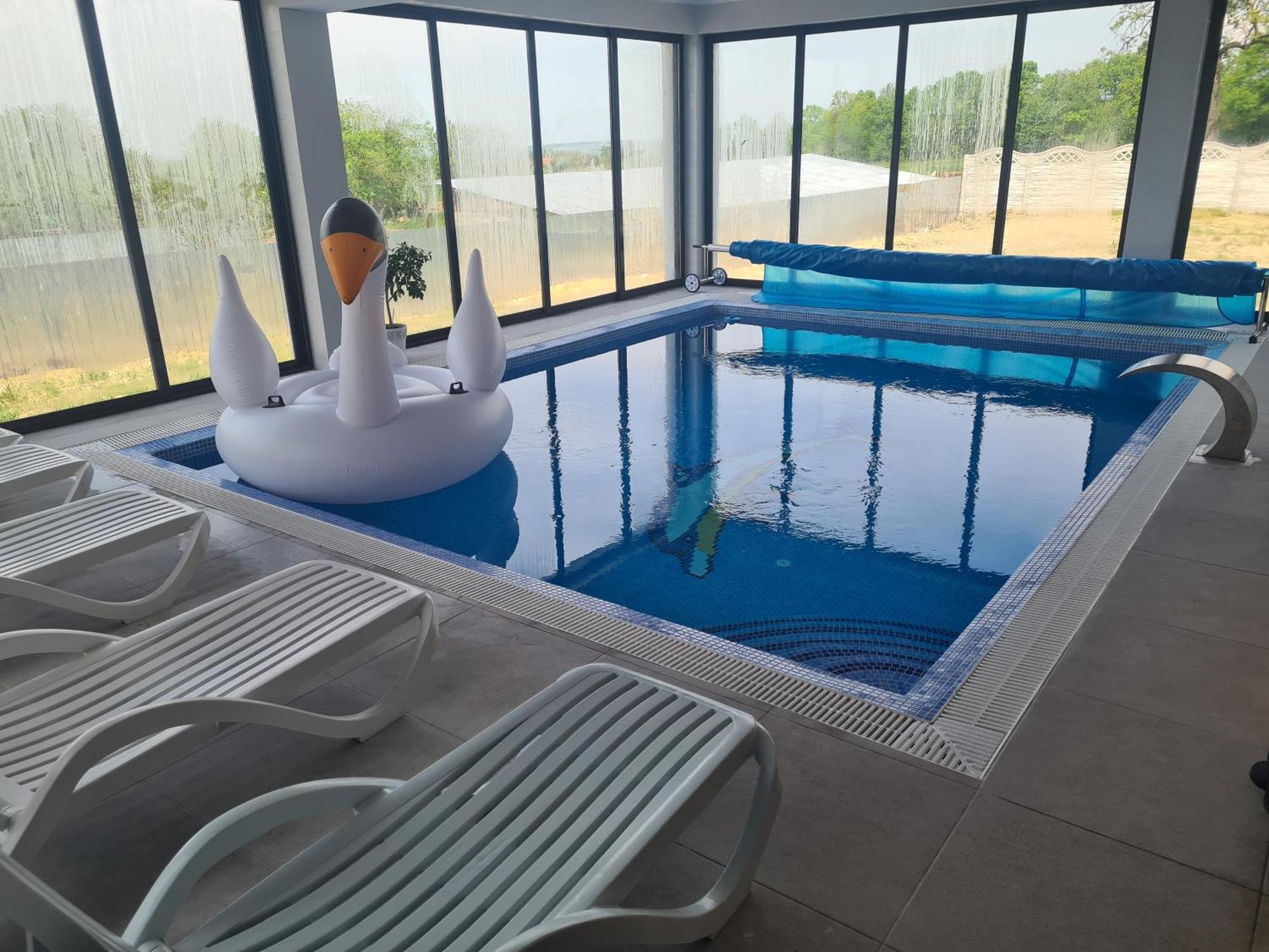 Cabanutele Din Lemn Lodge Chiscau